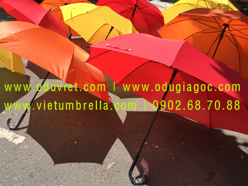 xưởng sản xuất ô dù cầm tay in logo quảng cáo